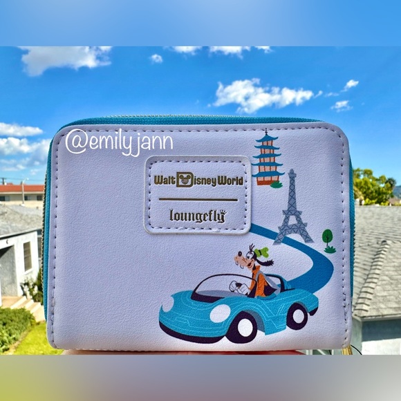 Mickey and Minnie☕️Mouse Mad Tea Party Bundle - Picture 5 of 13